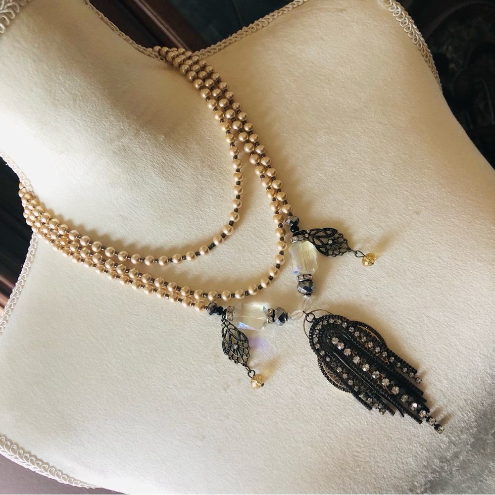 Handcrafted repurpose pendant Czech glass Pearl fancy toggle clasp necklace